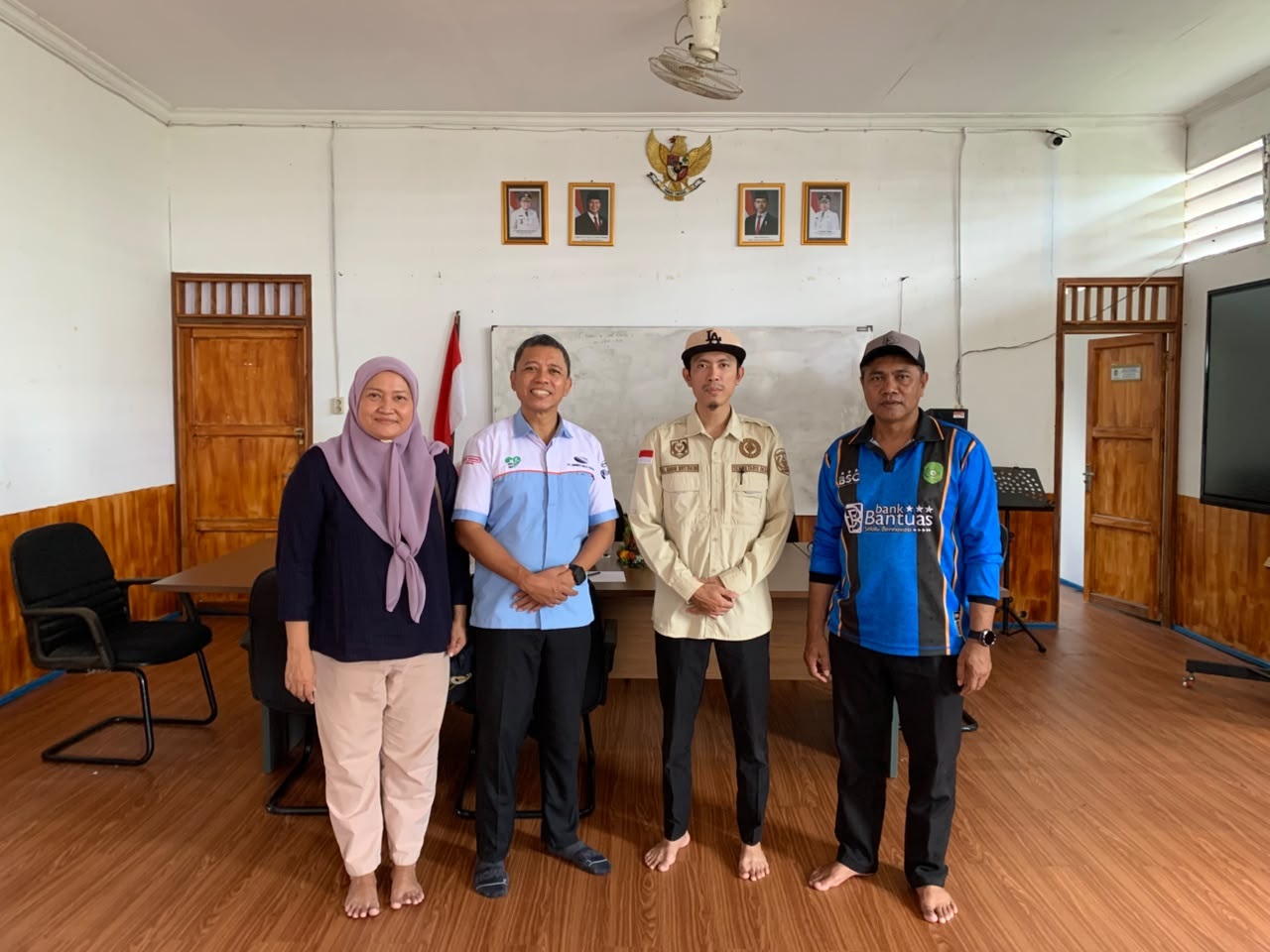 PEMDES SELERONG SAMBUT KUNJUNGAN BAPAK H. MUJIONO
